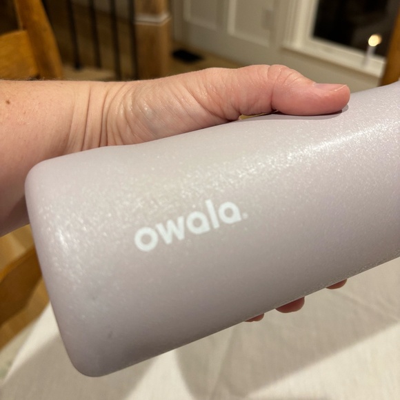 Owala 2023 Birthday Special Edition Champagne 24 oz Stainless Steel - Picture 6 of 8